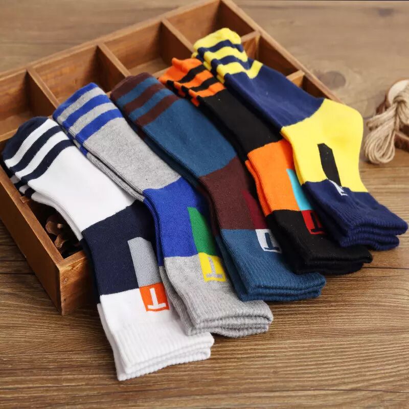 🧦【10 párov】Priedušné, odolné voči zápachu a absorbujúce pot športové ponožky pre mužov