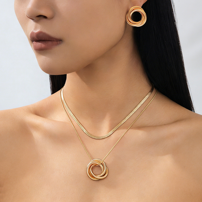 🔥 Kúp 1, získaj 1 zadarmo 💎 Moderná a elegantná sada náhrdelníka a náušníc ✨ Elegantná a klasická, ideálna na každodenné nosenie aj na párty 🌿
