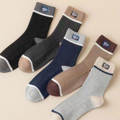 🧦🧦【10 párov】Nové mäkké a pohodlné pánske ponožky z čistej bavlny; odvádzajú vlhkosť a sú odolné voči zápachu.